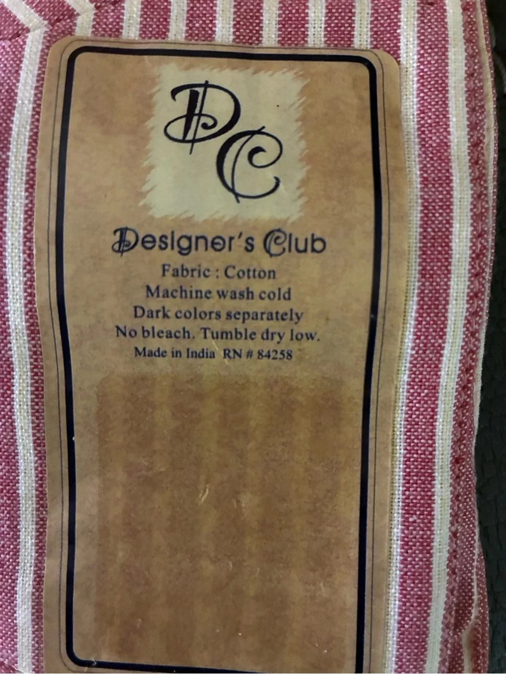 Designer’s Club 100% Cotton Octagonal Placemats - Red & White - Set of 8